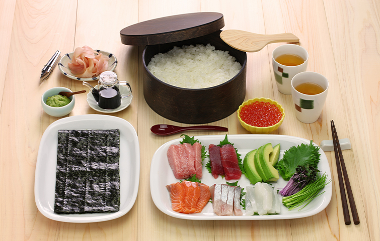 Membuat Sushi Harus Menggunakan Beras Jepang